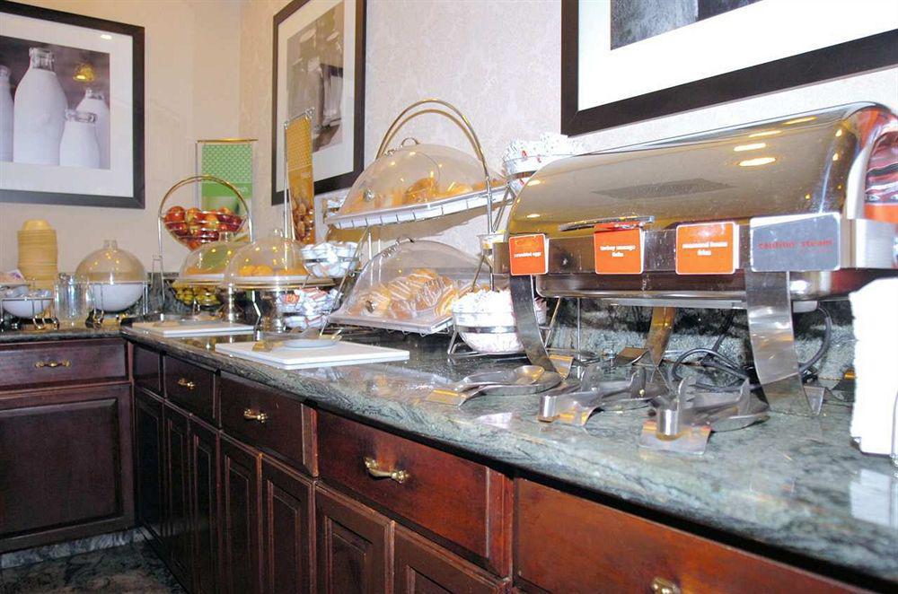 Hampton Inn Carlstadt At The Meadowlands Εξωτερικό φωτογραφία
