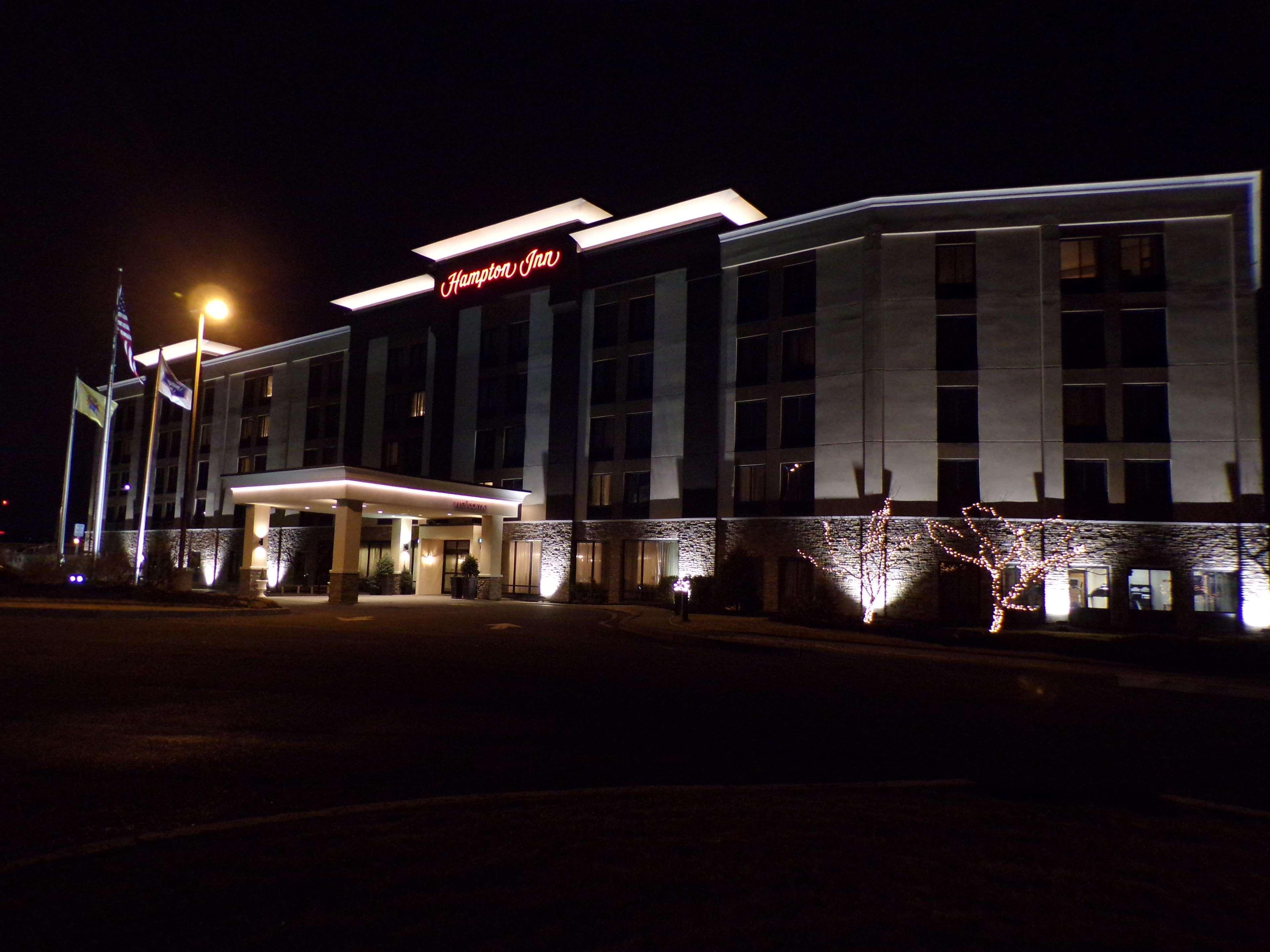 Hampton Inn Carlstadt At The Meadowlands Εξωτερικό φωτογραφία