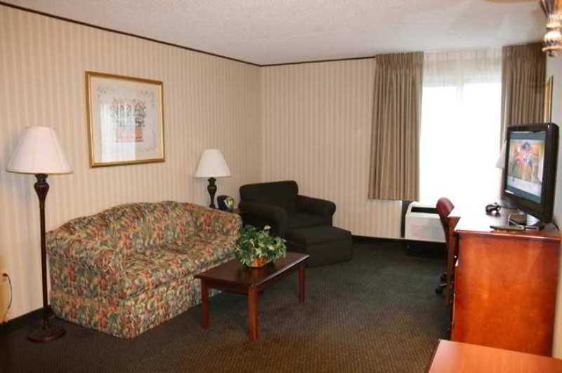 Hampton Inn Carlstadt At The Meadowlands Εξωτερικό φωτογραφία